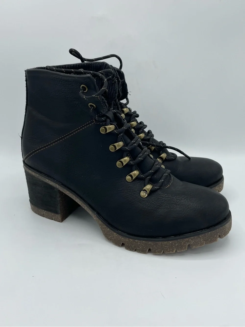 Korks by Kork-Ease Erica Black Lace-Up Hiker Combat Lug Heel Ankle Boots.